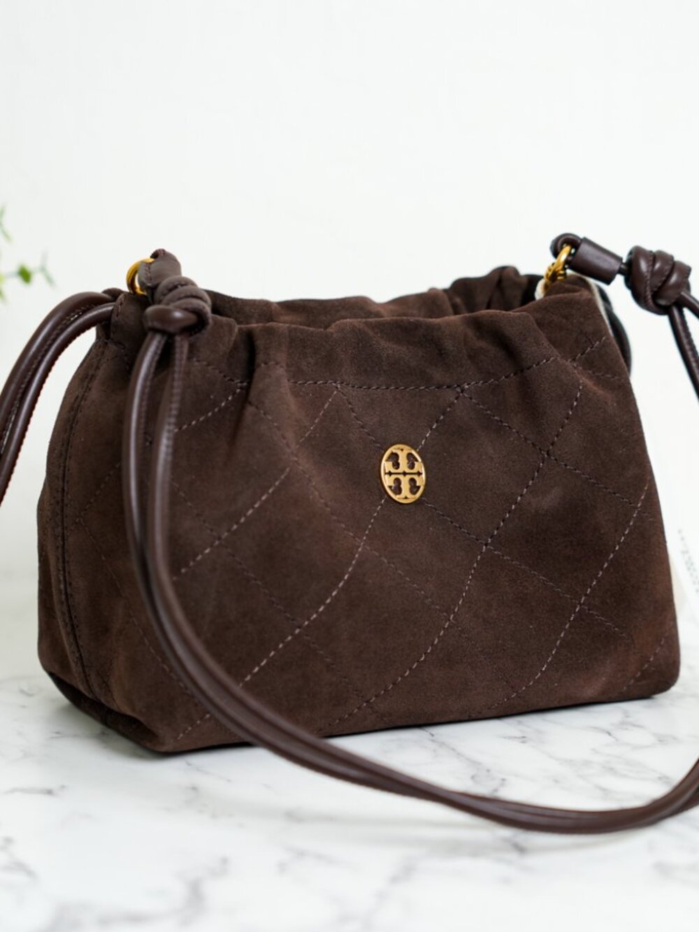 Tory Burch Willa Suede Small Drawstring Shoulder Crossbody Bag In Dark Cocoa NWT - Picture 2 of 11